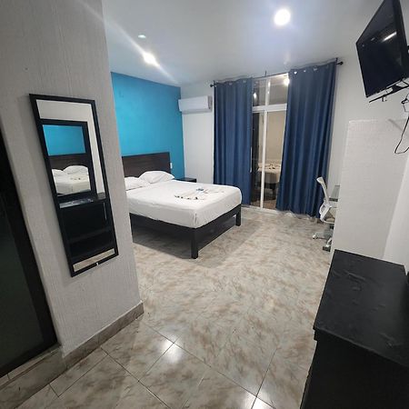 Hotel Turquesa Playa del Carmen Bagian luar foto